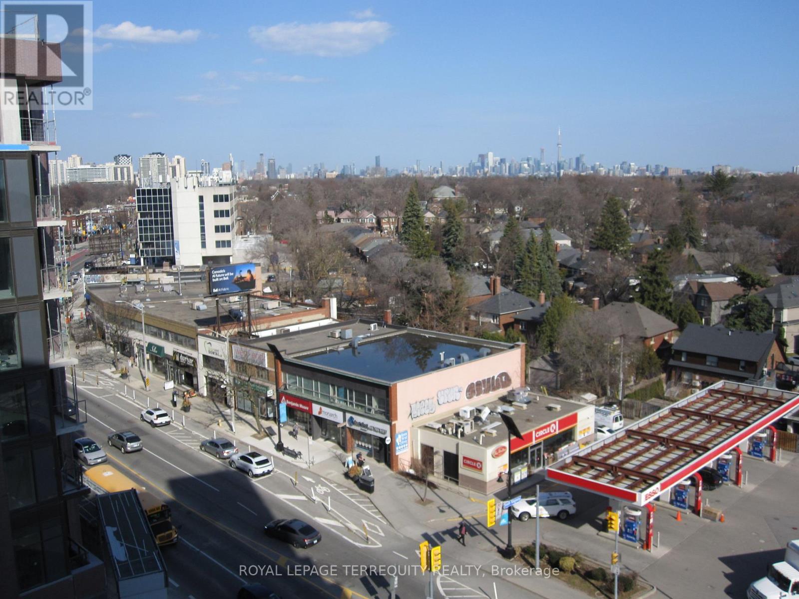 1011 - 1 Old Mill Drive, Toronto, Ontario  M6S 0A1 - Photo 21 - W12946008