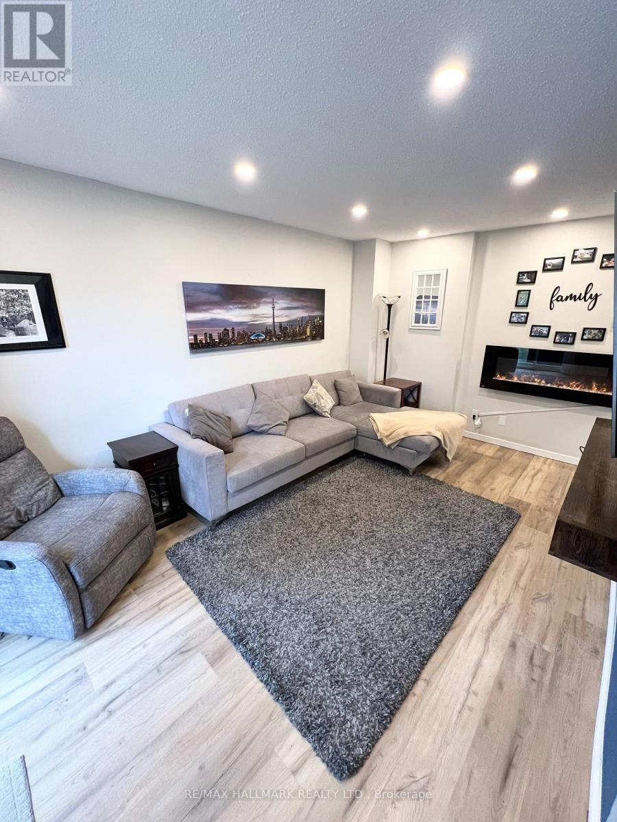 34 - 15 Guildwood Parkway, Toronto, Ontario  M1E 4Y8 - Photo 3 - E12912092