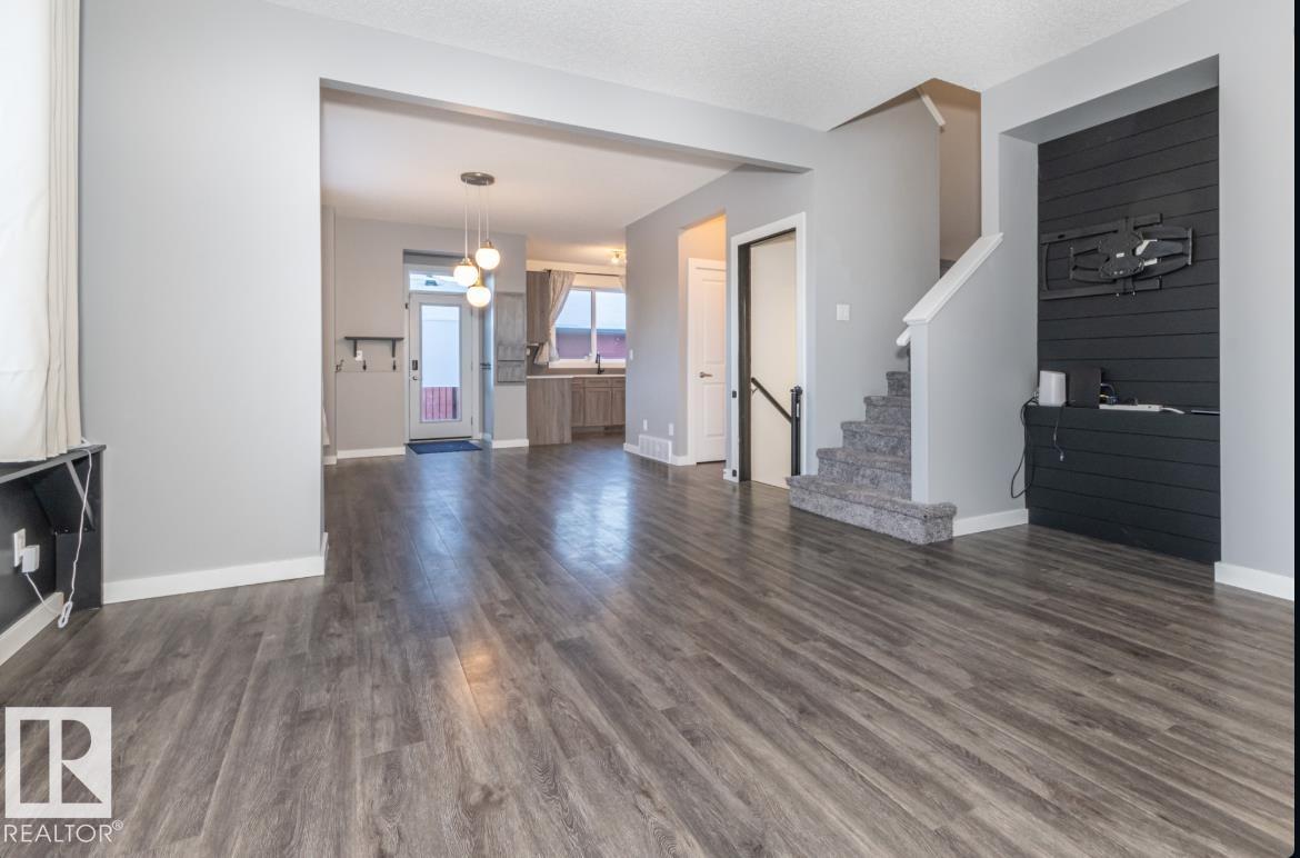 6304 Cartmell Rd Sw, Edmonton, Alberta  T6W 3H3 - Photo 5 - E4480076