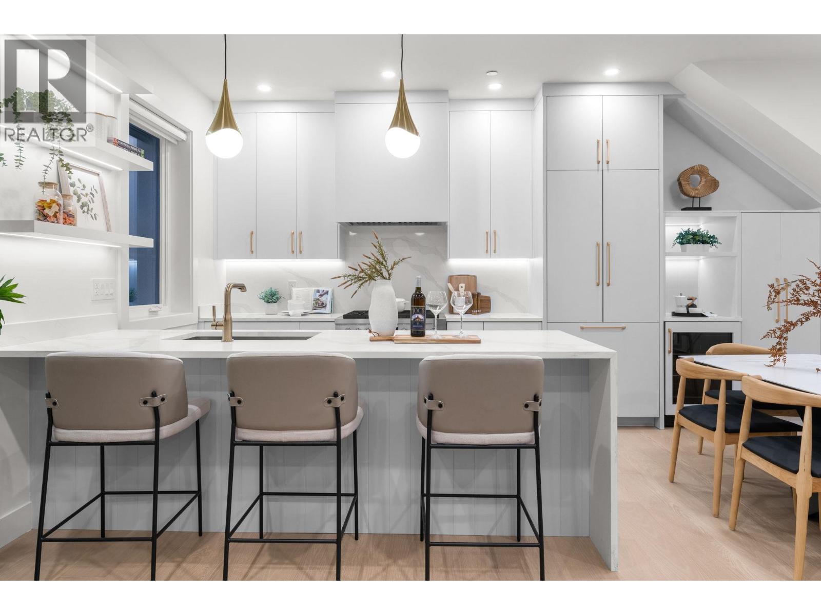 1 1582 E 2nd Avenue, Vancouver, British Columbia  V5N 1C7 - Photo 9 - R3104140