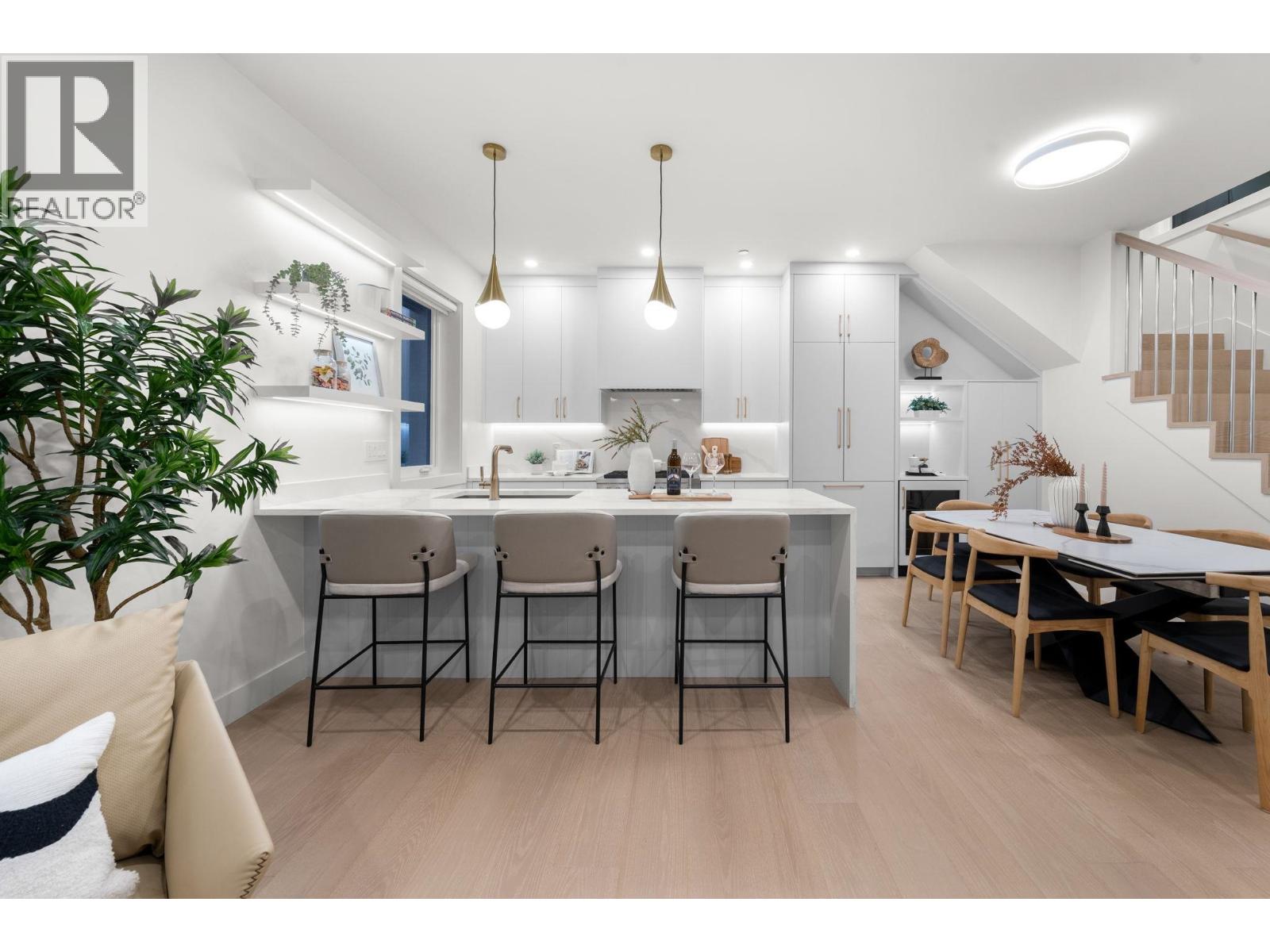 1 1582 E 2nd Avenue, Vancouver, British Columbia  V5N 1C7 - Photo 10 - R3104140