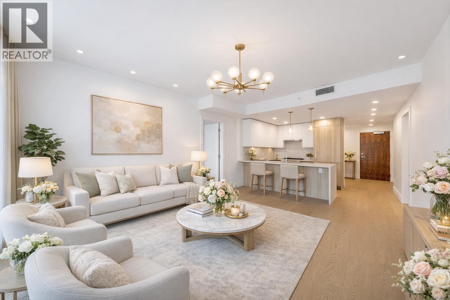 503 423 6TH STREET, West Vancouver, British Columbia