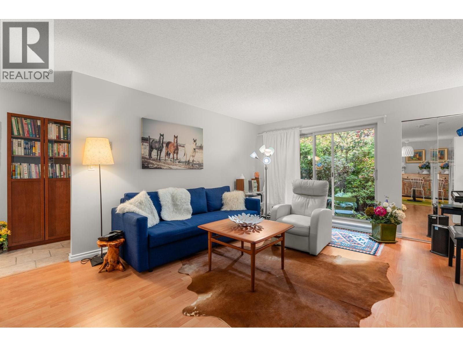 215 4373 Halifax Street, Burnaby, British Columbia  V5C 5Z2 - Photo 4 - R3105261