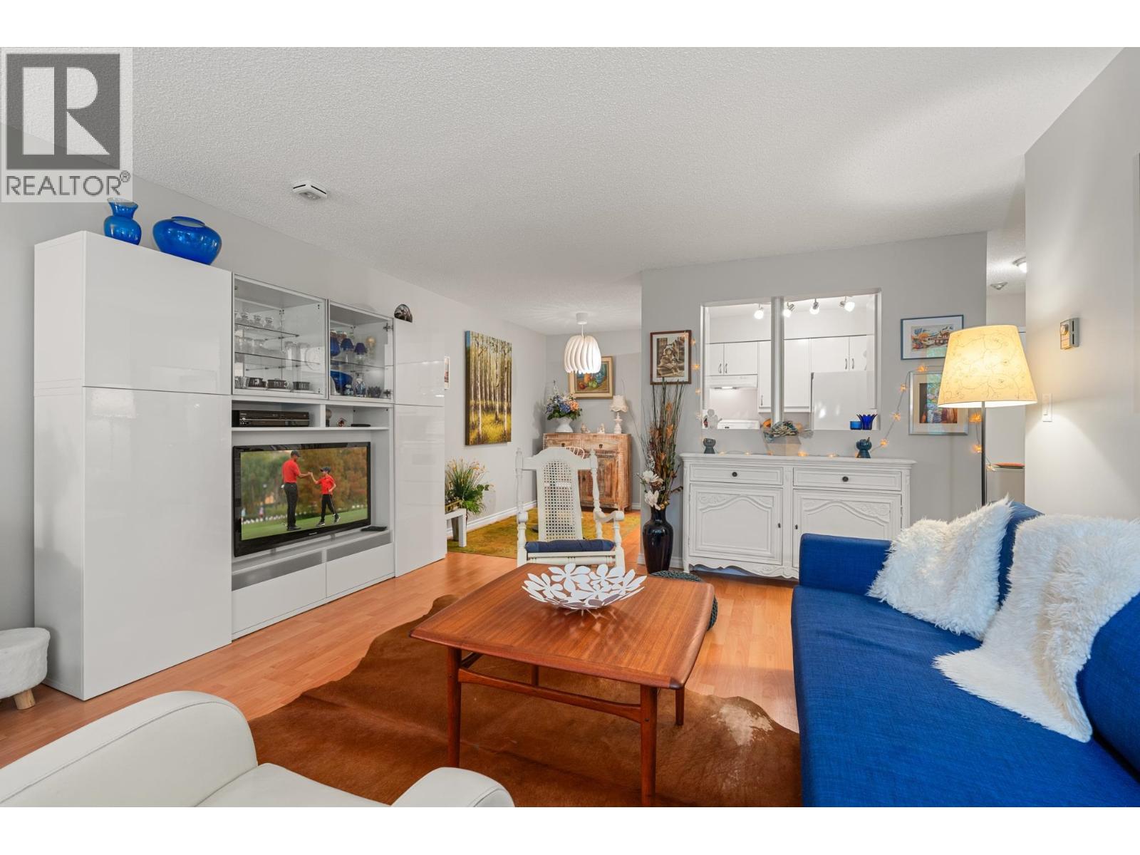 215 4373 Halifax Street, Burnaby, British Columbia  V5C 5Z2 - Photo 1 - R3105261