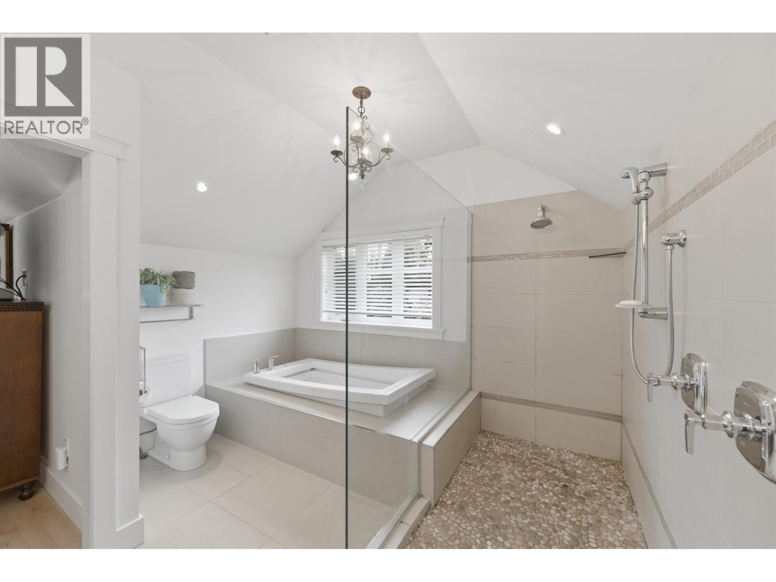 543 Connaught Drive, Delta, British Columbia  V4M 3X7 - Photo 18 - R3105890