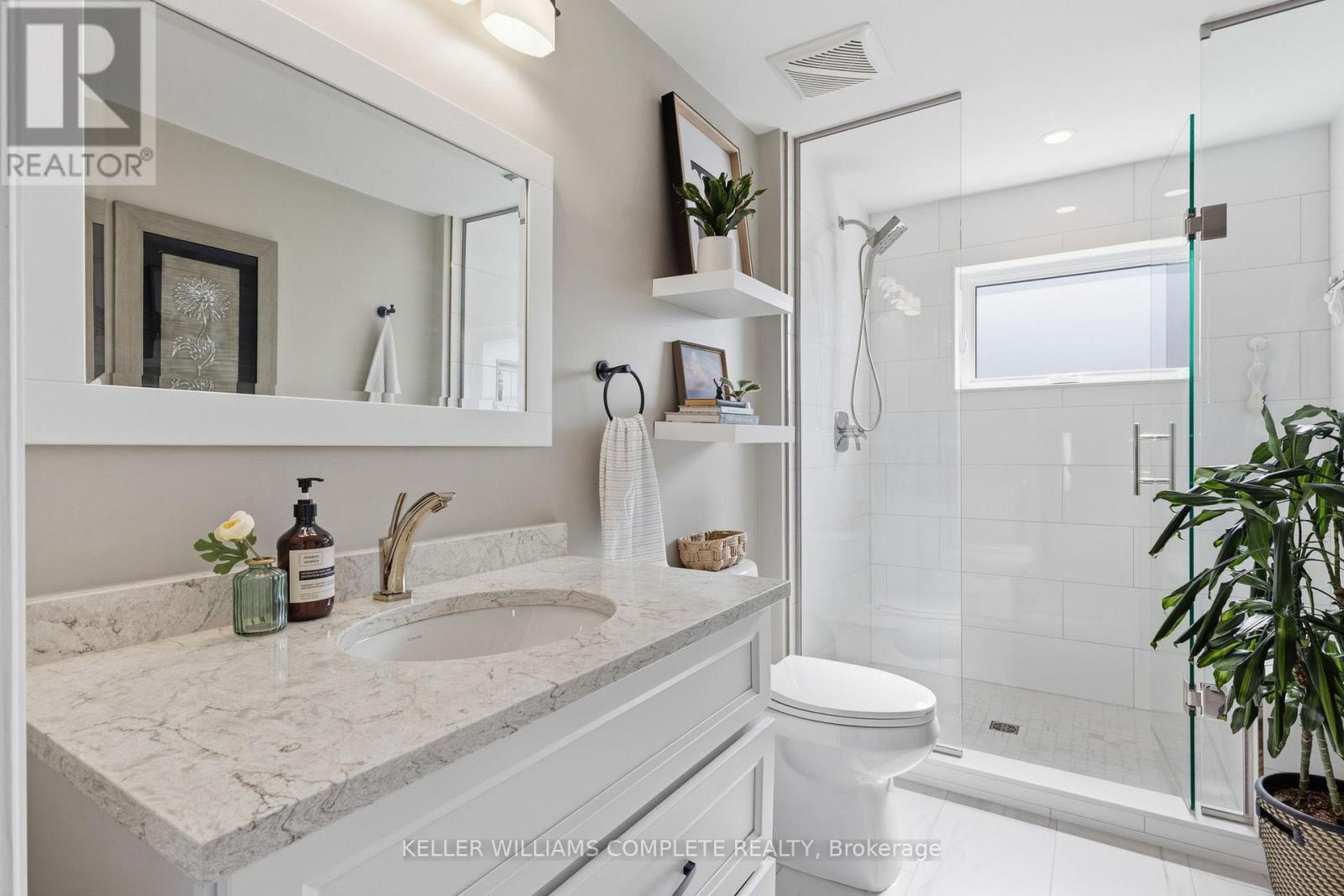 299 East 24th Street, Hamilton, Ontario  L8V 2Y7 - Photo 22 - X12945950