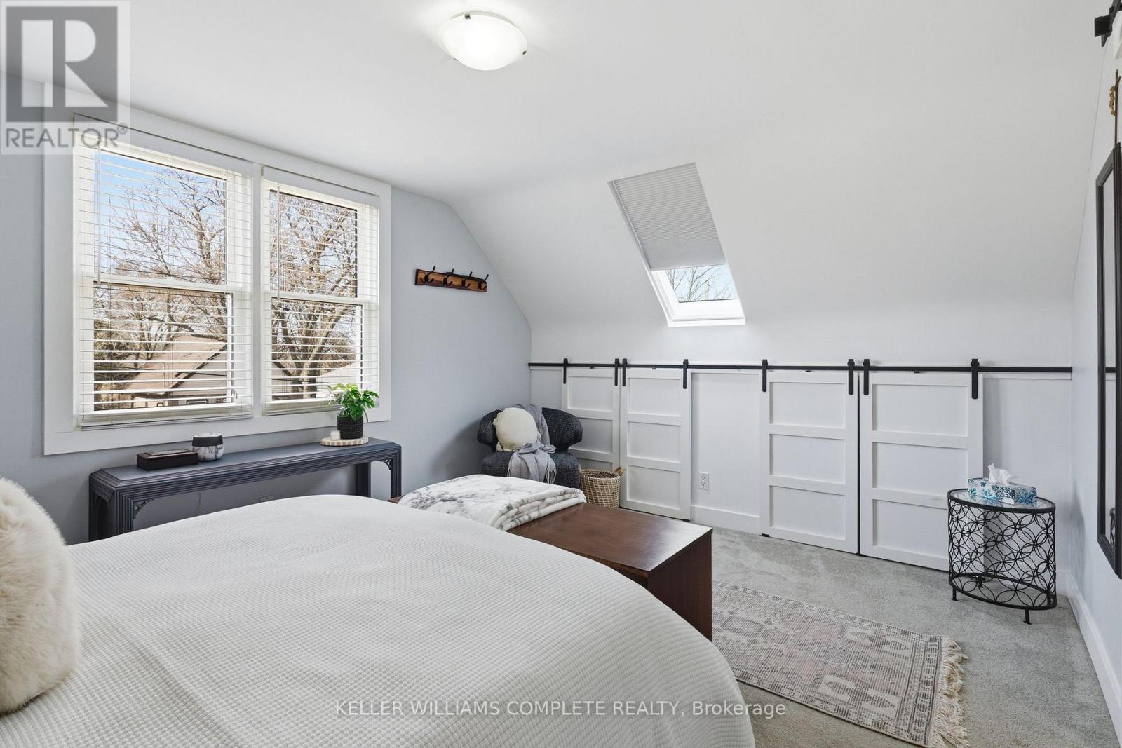 299 East 24th Street, Hamilton, Ontario  L8V 2Y7 - Photo 24 - X12945950