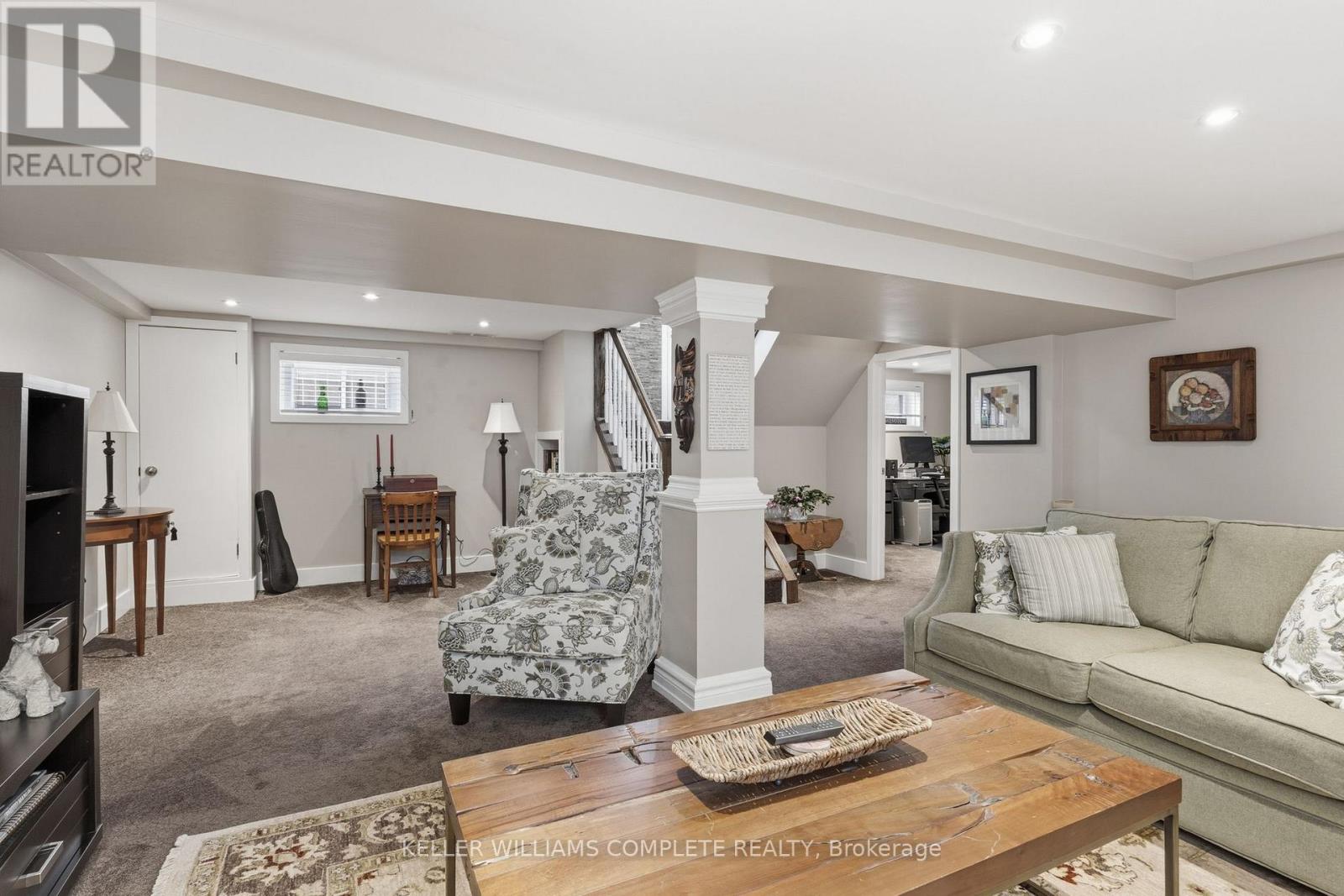 299 East 24th Street, Hamilton, Ontario  L8V 2Y7 - Photo 26 - X12945950