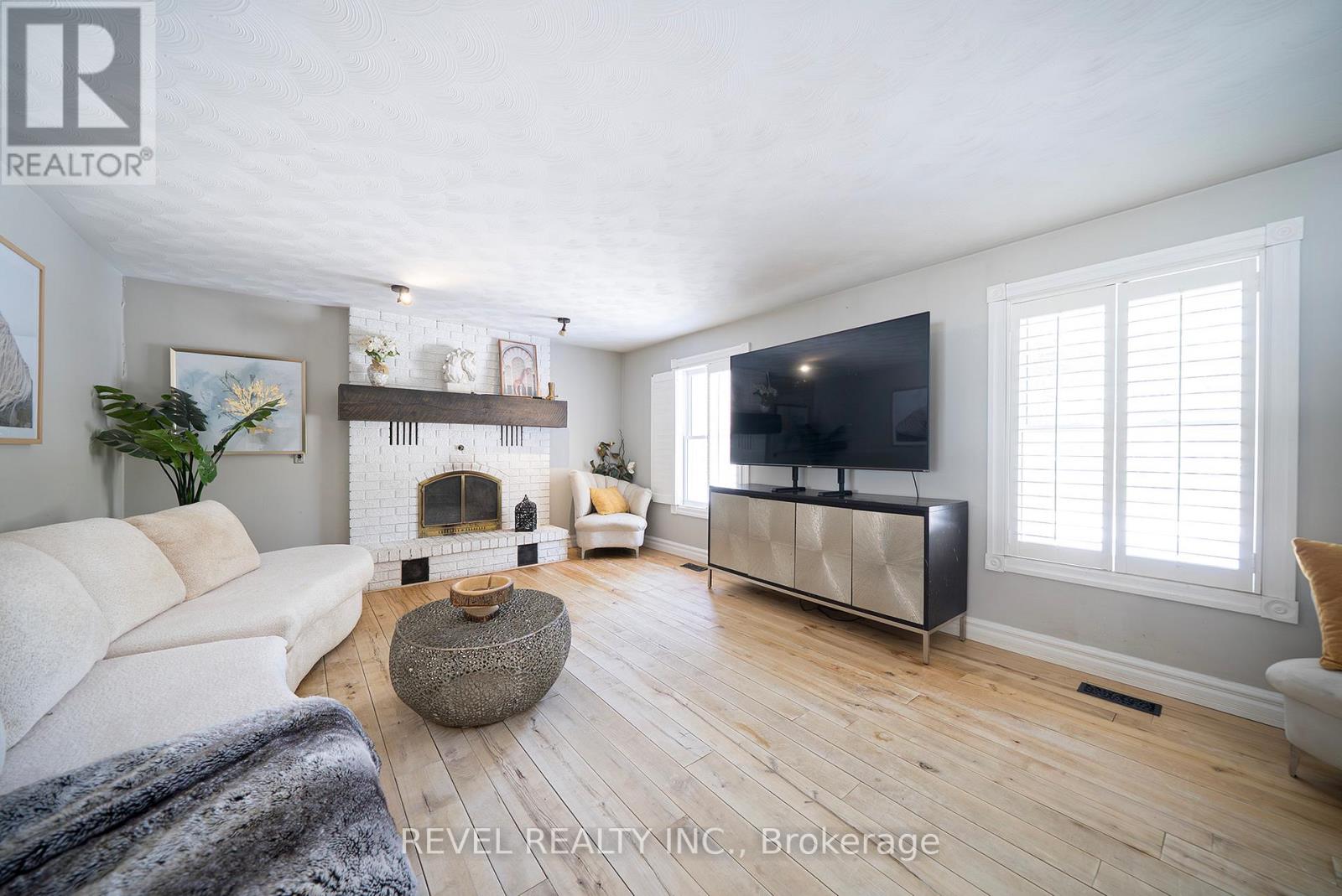 428 Charlotteville Road 1, Norfolk, Ontario  N0E 1P0 - Photo 3 - X12945964