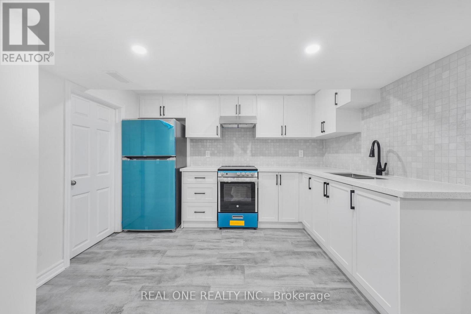 22 Halam Avenue, Hamilton, Ontario  L8V 1Z3 - Photo 21 - X12945994