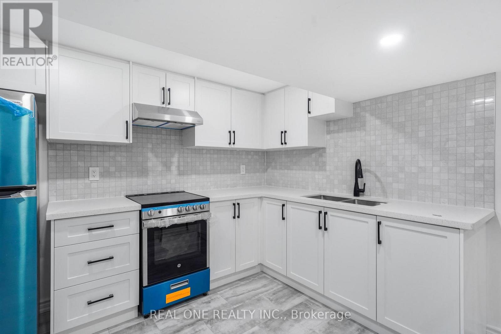 22 Halam Avenue, Hamilton, Ontario  L8V 1Z3 - Photo 23 - X12945994