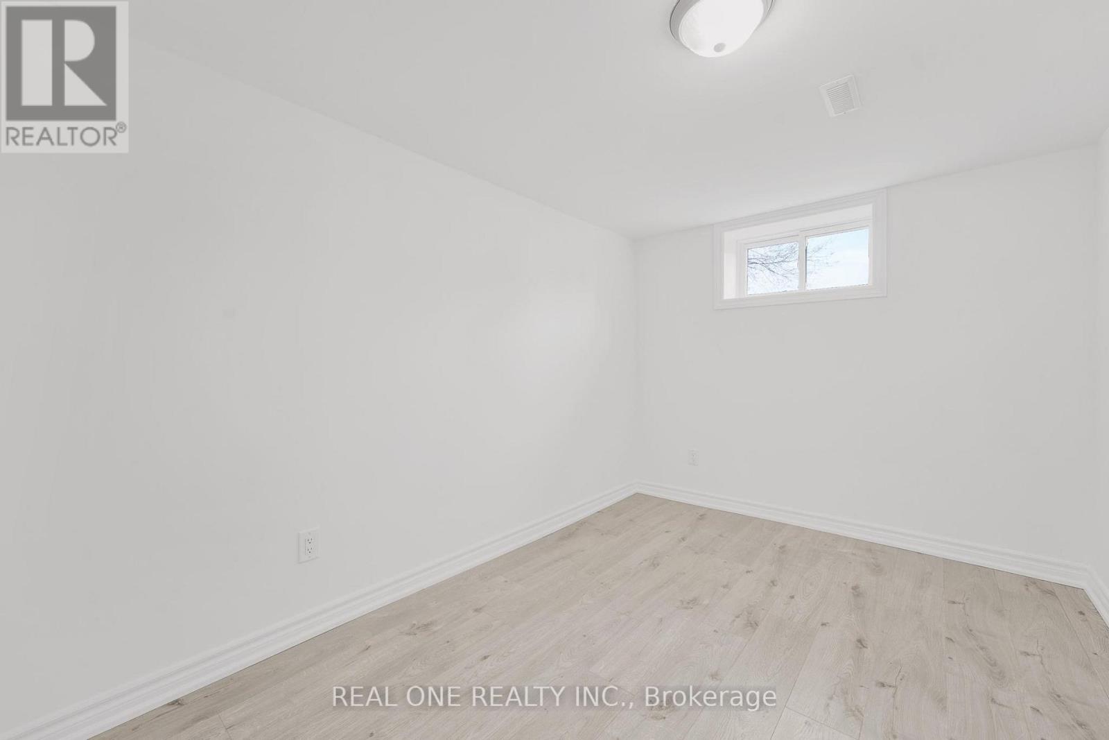 22 Halam Avenue, Hamilton, Ontario  L8V 1Z3 - Photo 29 - X12945994