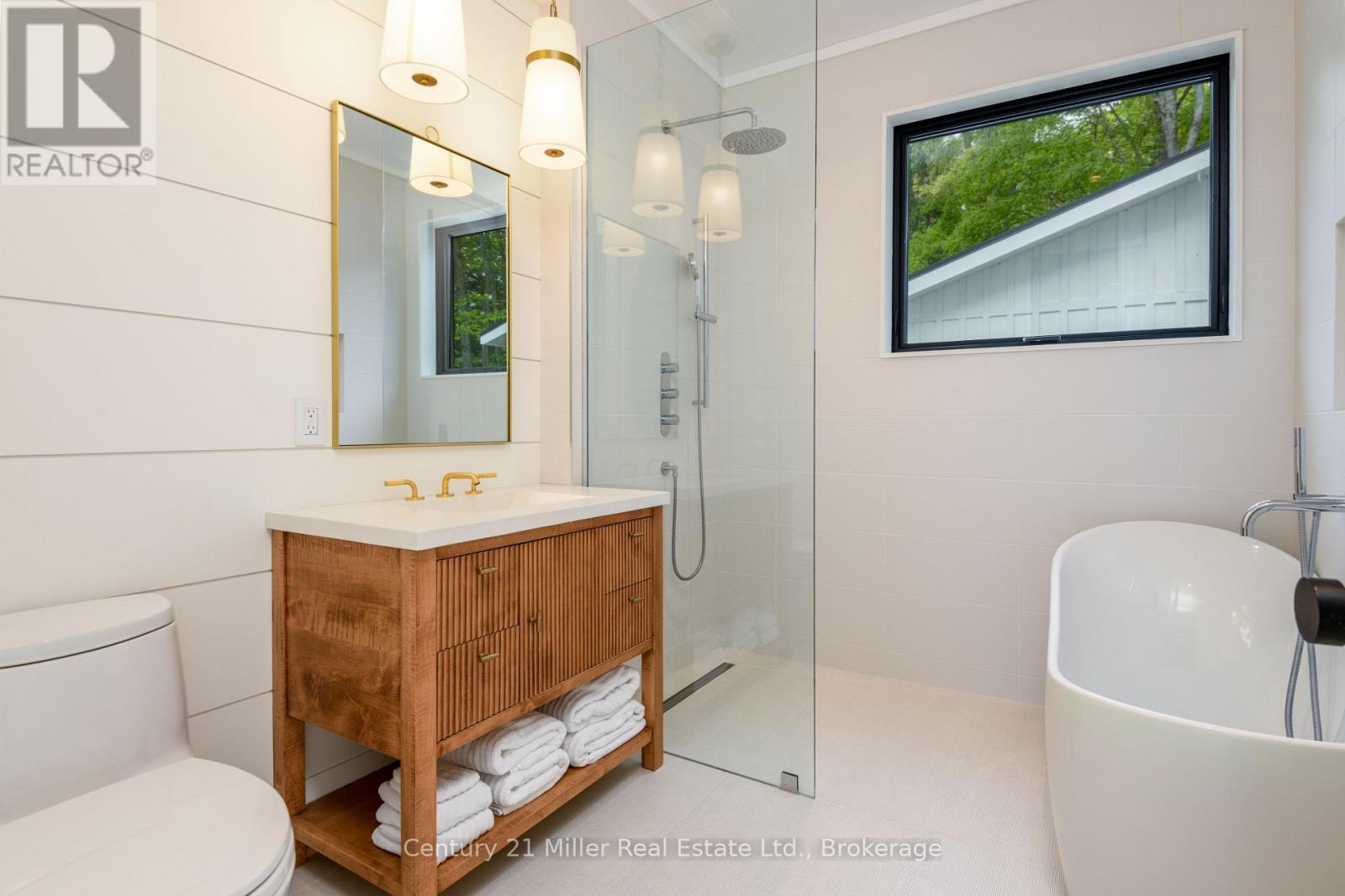 1016 Keeler Road, Muskoka Lakes, Ontario  P0C 1M0 - Photo 33 - X12946360