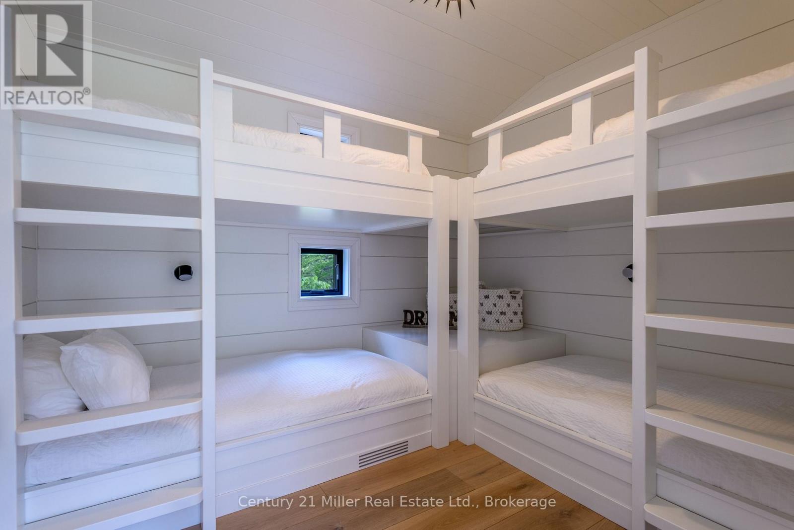 1016 Keeler Road, Muskoka Lakes, Ontario  P0C 1M0 - Photo 36 - X12946360