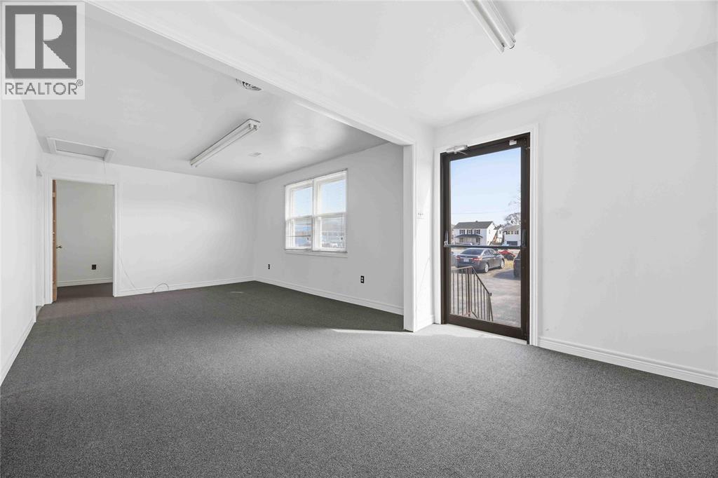 150-152 Vidal Street North, Sarnia photo 13