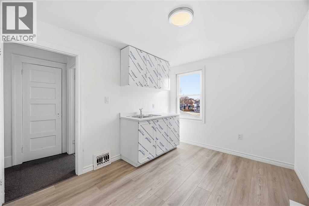 150-152 Vidal Street North, Sarnia photo 19