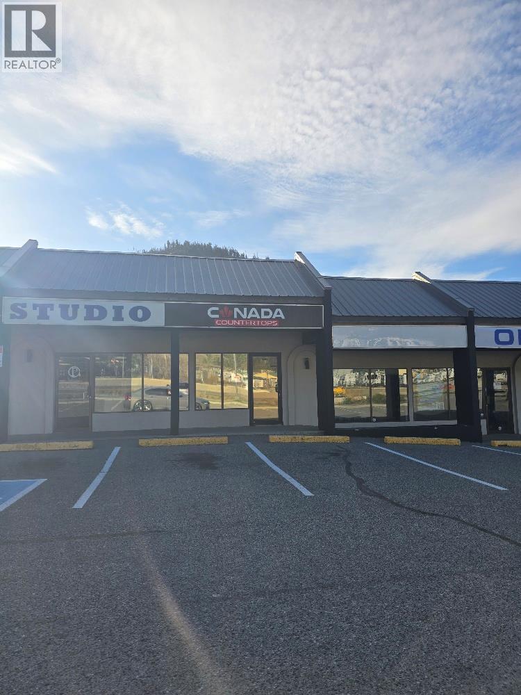 1785 Ross Road, West Kelowna, British Columbia  V1Z 3E7 - Photo 2 - 10381507