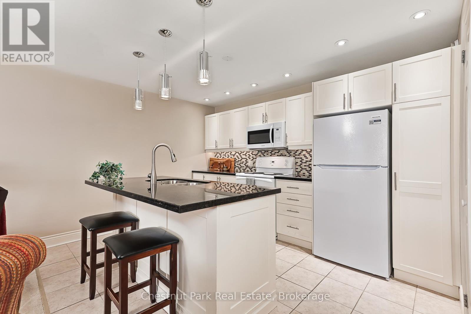 206 - 435 Walnut Street, Collingwood, Ontario L9Y 5J9 - Photo 15 - S12946272