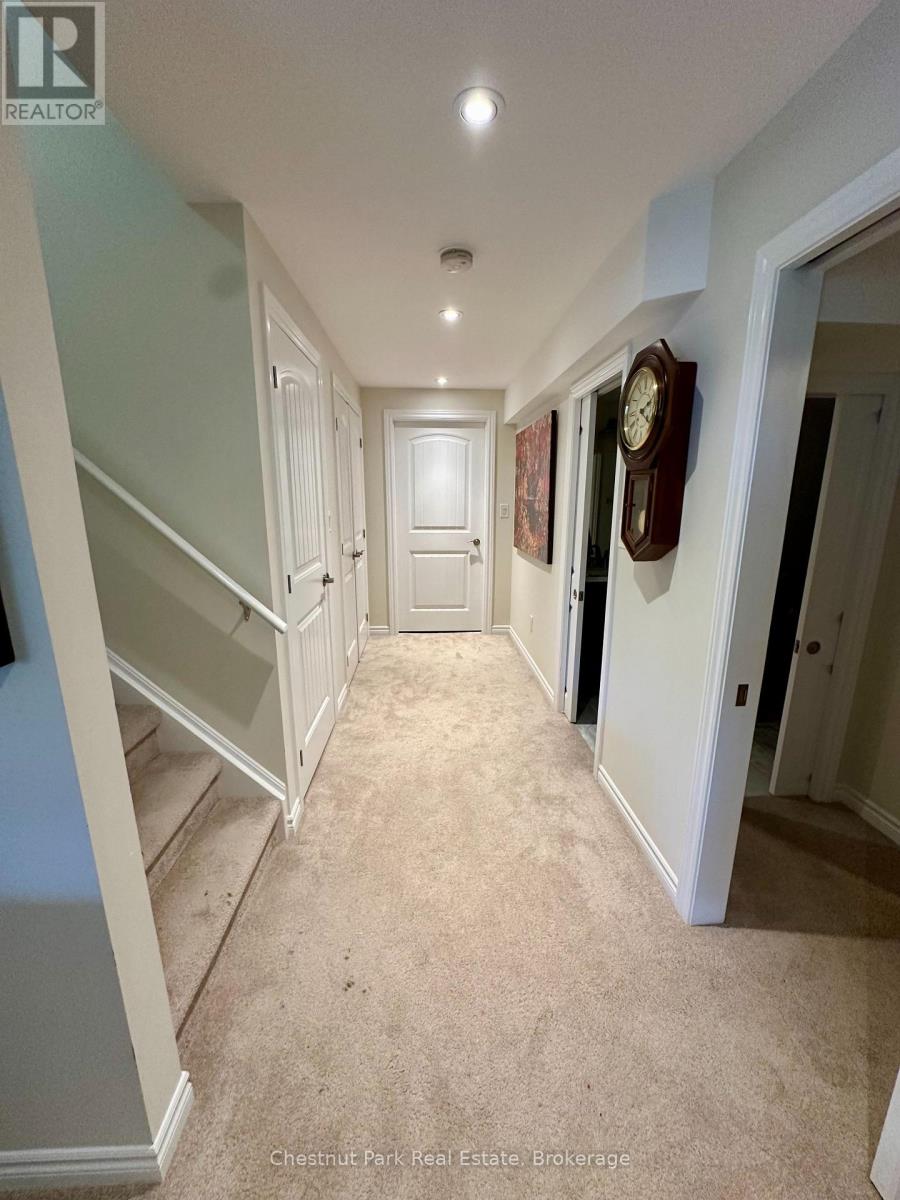 8 Robbie Way, Collingwood, Ontario  L9Y 0X5 - Photo 10 - S12946402