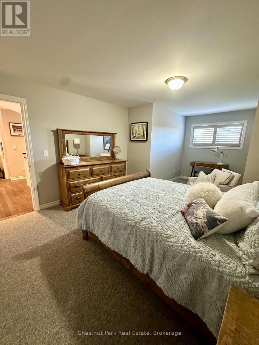 8 Robbie Way, Collingwood, Ontario  L9Y 0X5 - Photo 21 - S12946402