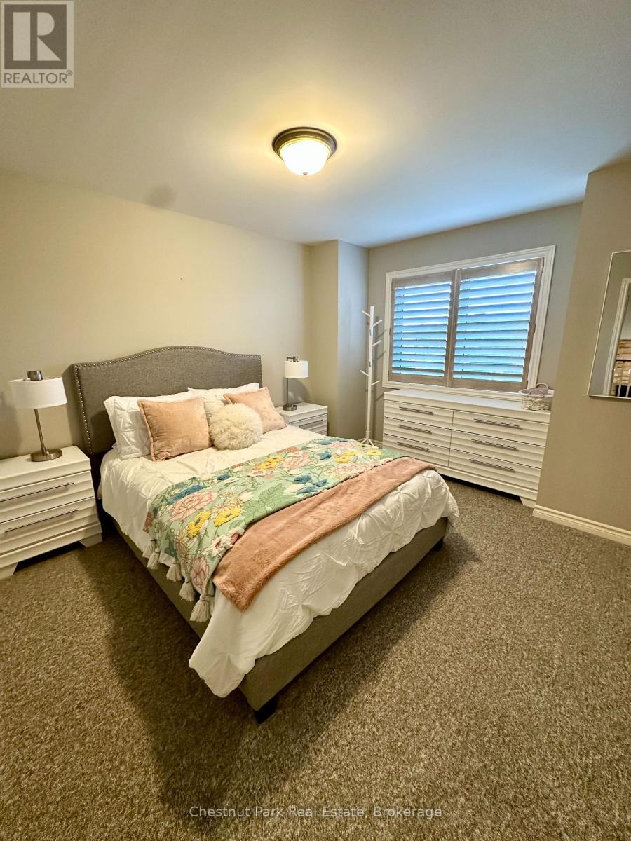 8 Robbie Way, Collingwood, Ontario  L9Y 0X5 - Photo 23 - S12946402