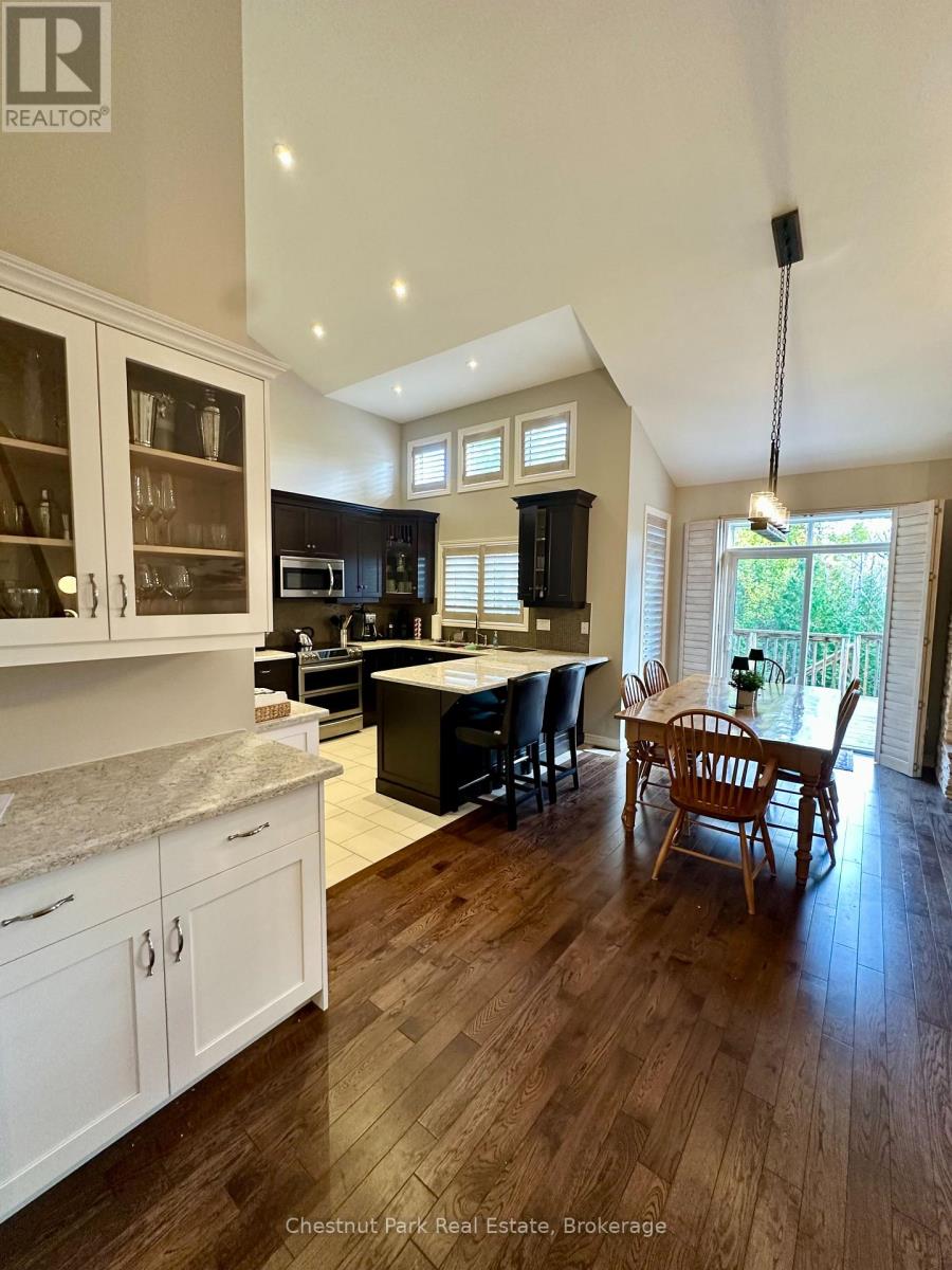 8 Robbie Way, Collingwood, Ontario  L9Y 0X5 - Photo 3 - S12946402