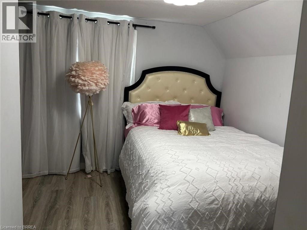 75 Tollgate Road, Brantford, Ontario  N3R 4Z5 - Photo 3 - 40816988