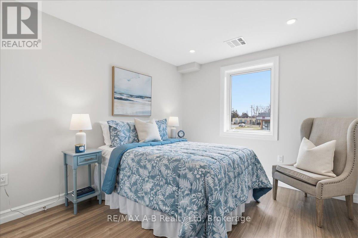 204 - 100 Gordon Street, Stratford, Ontario N5A 7T8 - Photo 17 - X12946210