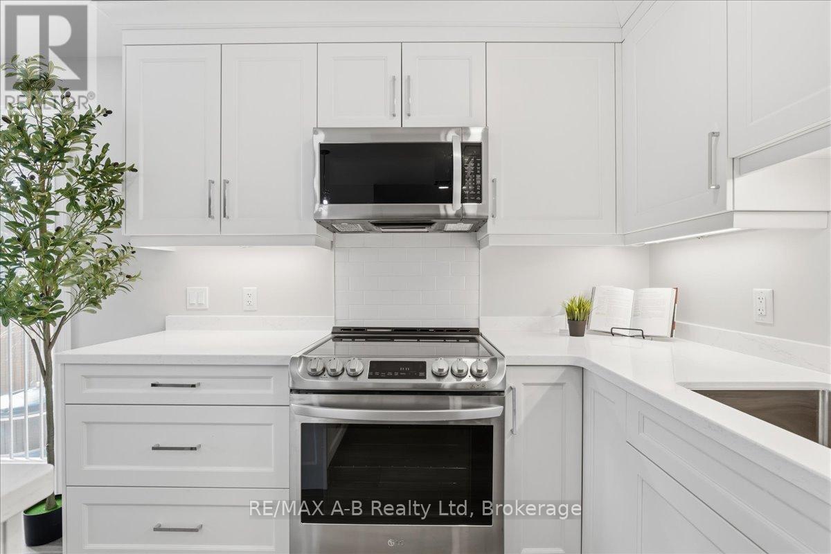 204 - 100 Gordon Street, Stratford, Ontario N5A 7T8 - Photo 7 - X12946210