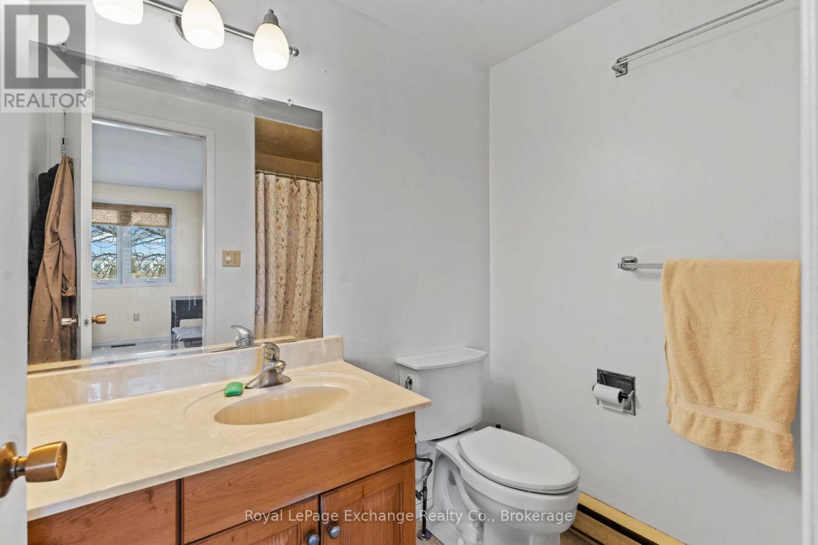 1147 Knights Court, Kincardine, Ontario N2Z 2C8 - Photo 34 - X12946248