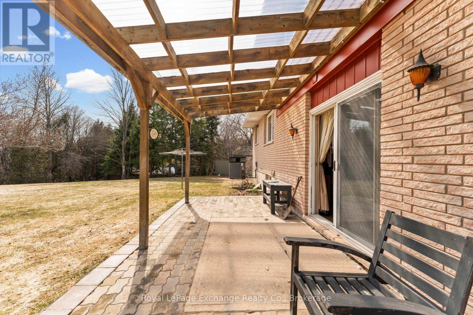 1147 Knights Court, Kincardine, Ontario N2Z 2C8 - Photo 37 - X12946248