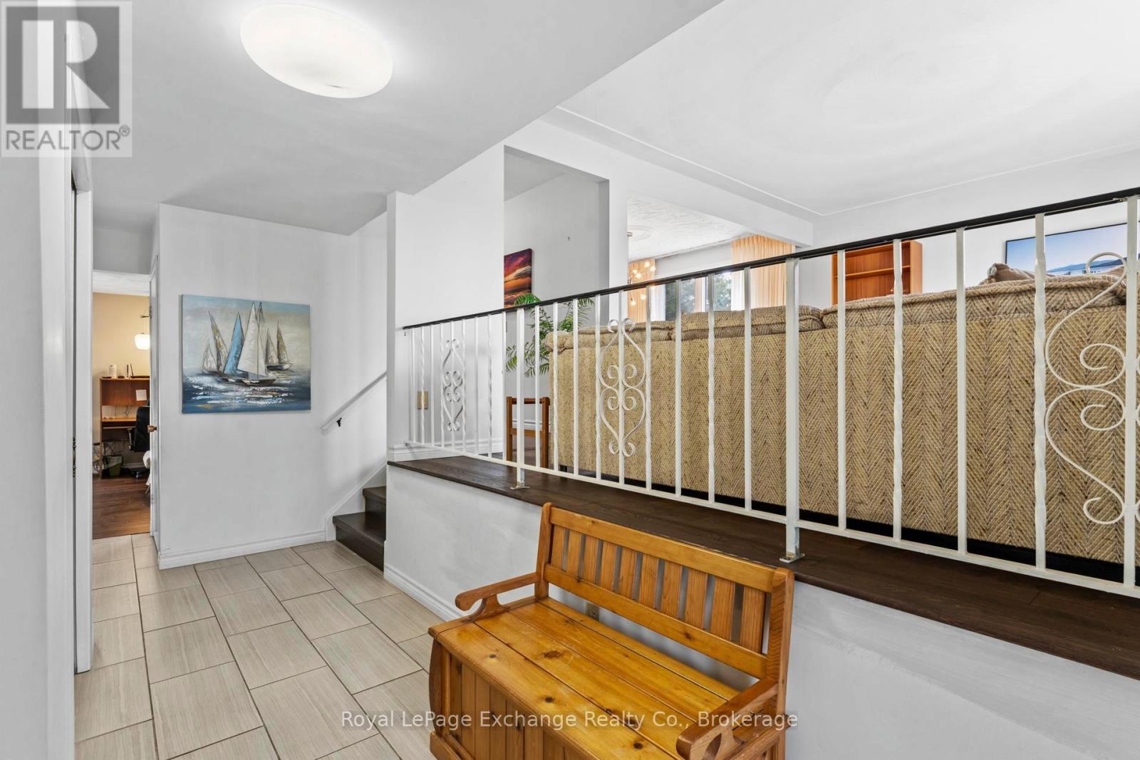 1147 Knights Court, Kincardine, Ontario N2Z 2C8 - Photo 6 - X12946248