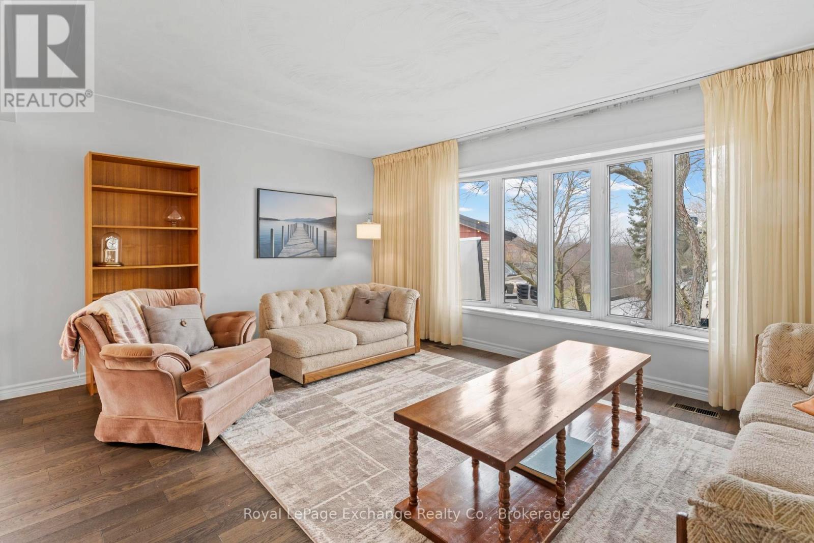 1147 Knights Court, Kincardine, Ontario N2Z 2C8 - Photo 7 - X12946248