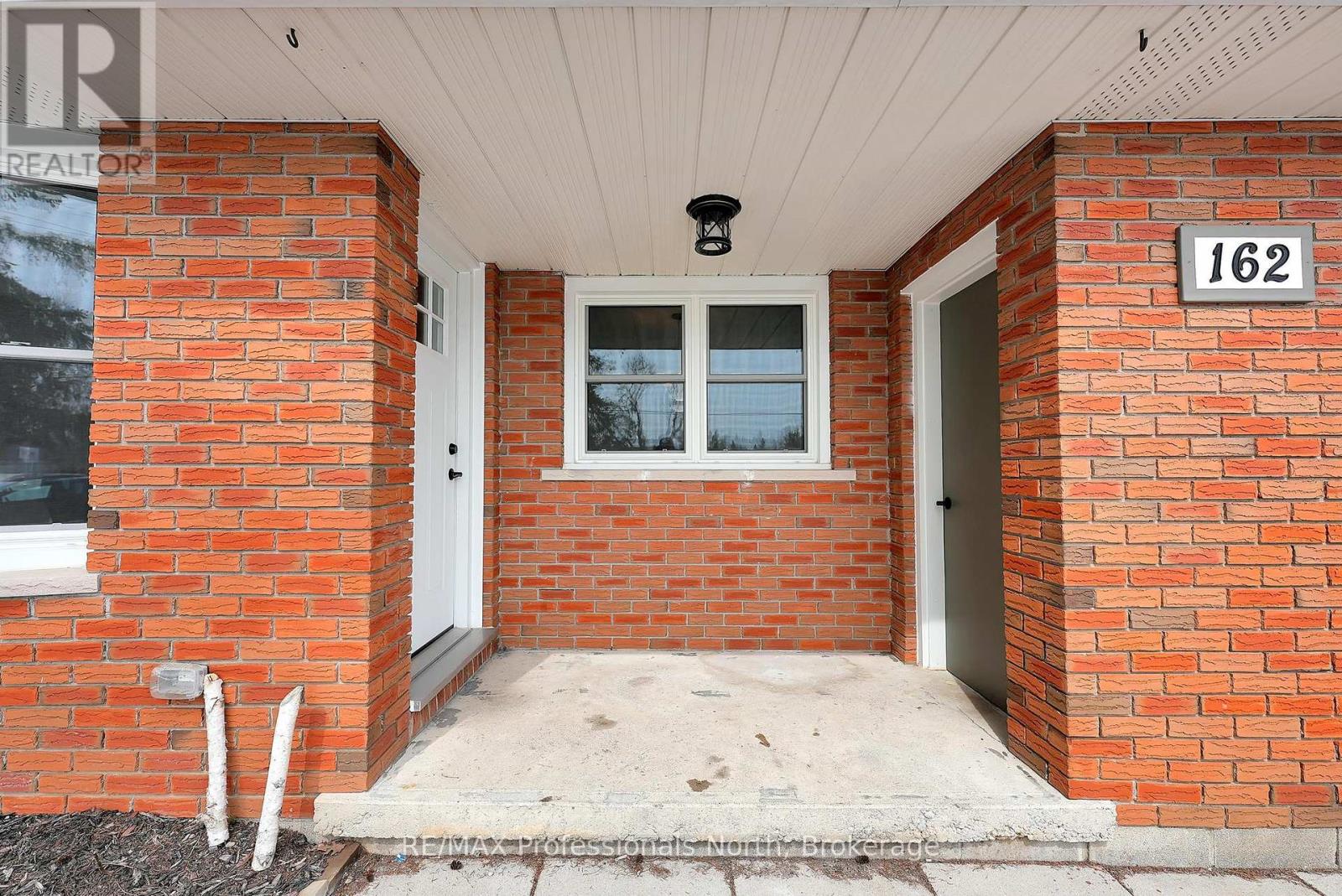 162 Hillside Drive, Kawartha Lakes, Ontario  K0M 1C0 - Photo 10 - X12946300