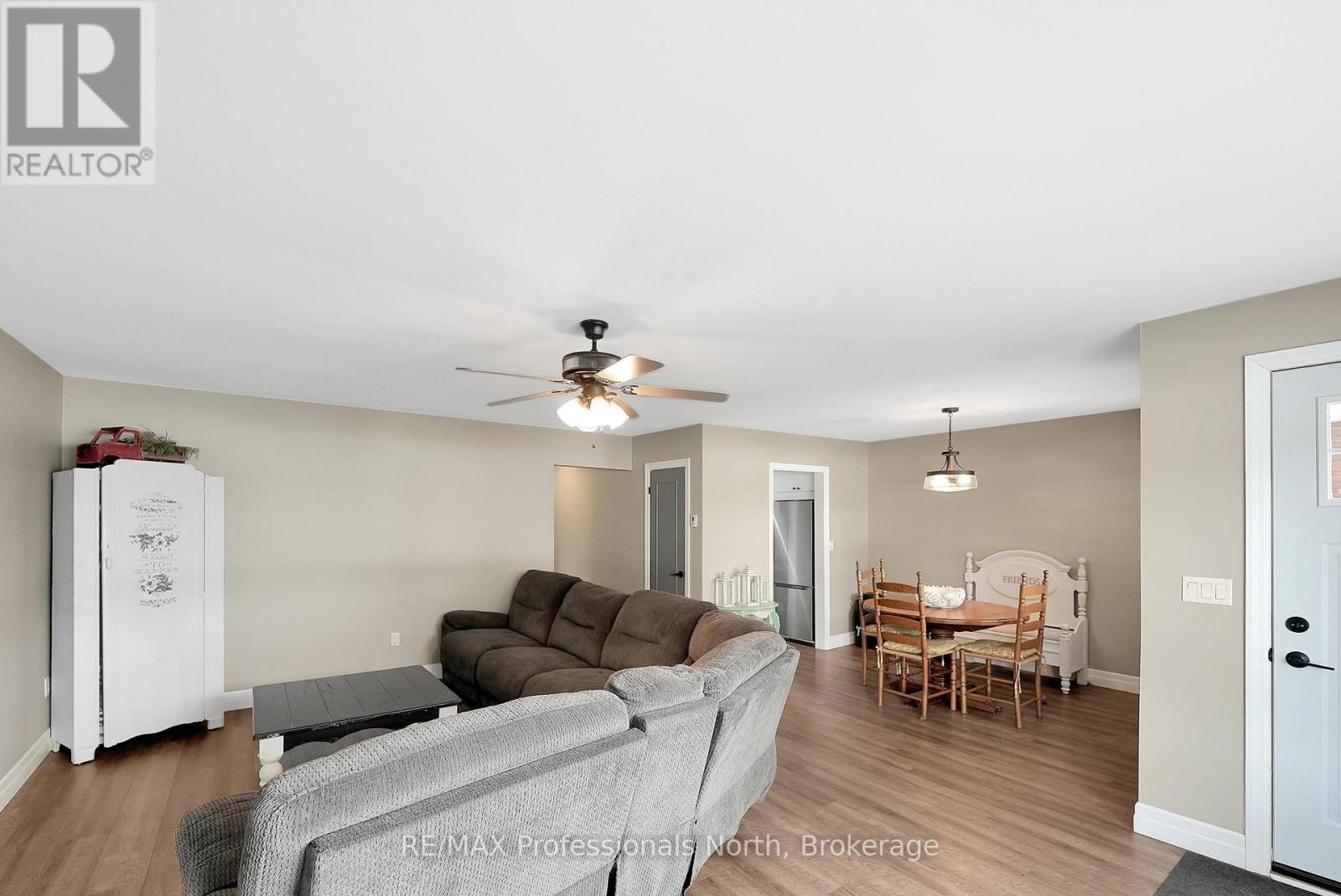 162 Hillside Drive, Kawartha Lakes, Ontario  K0M 1C0 - Photo 13 - X12946300