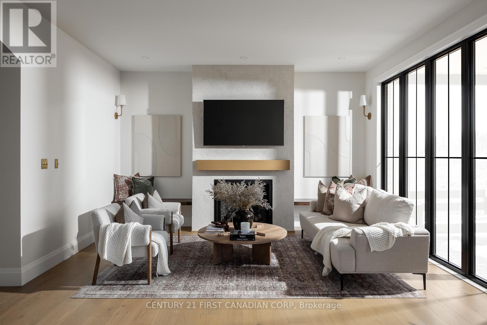 Photo 4 of 10 for 2166 Linkway Boulevard