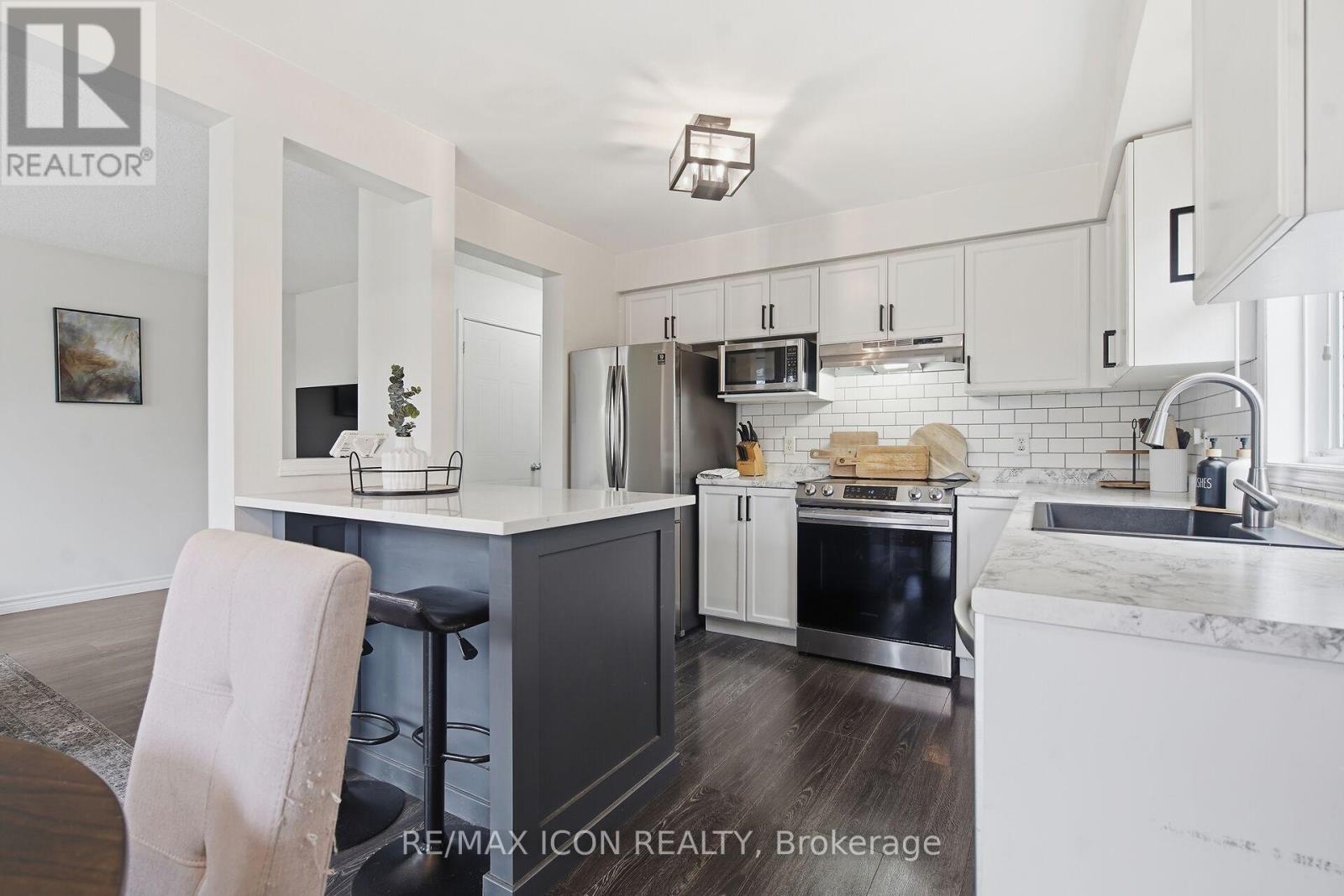 583 Fieldgate Circle, London East, Ontario  N5V 5G1 - Photo 12 - X12946126