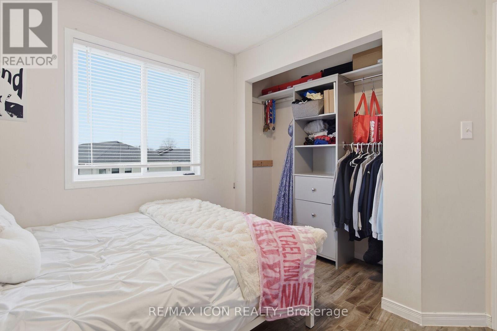 583 Fieldgate Circle, London East, Ontario  N5V 5G1 - Photo 24 - X12946126