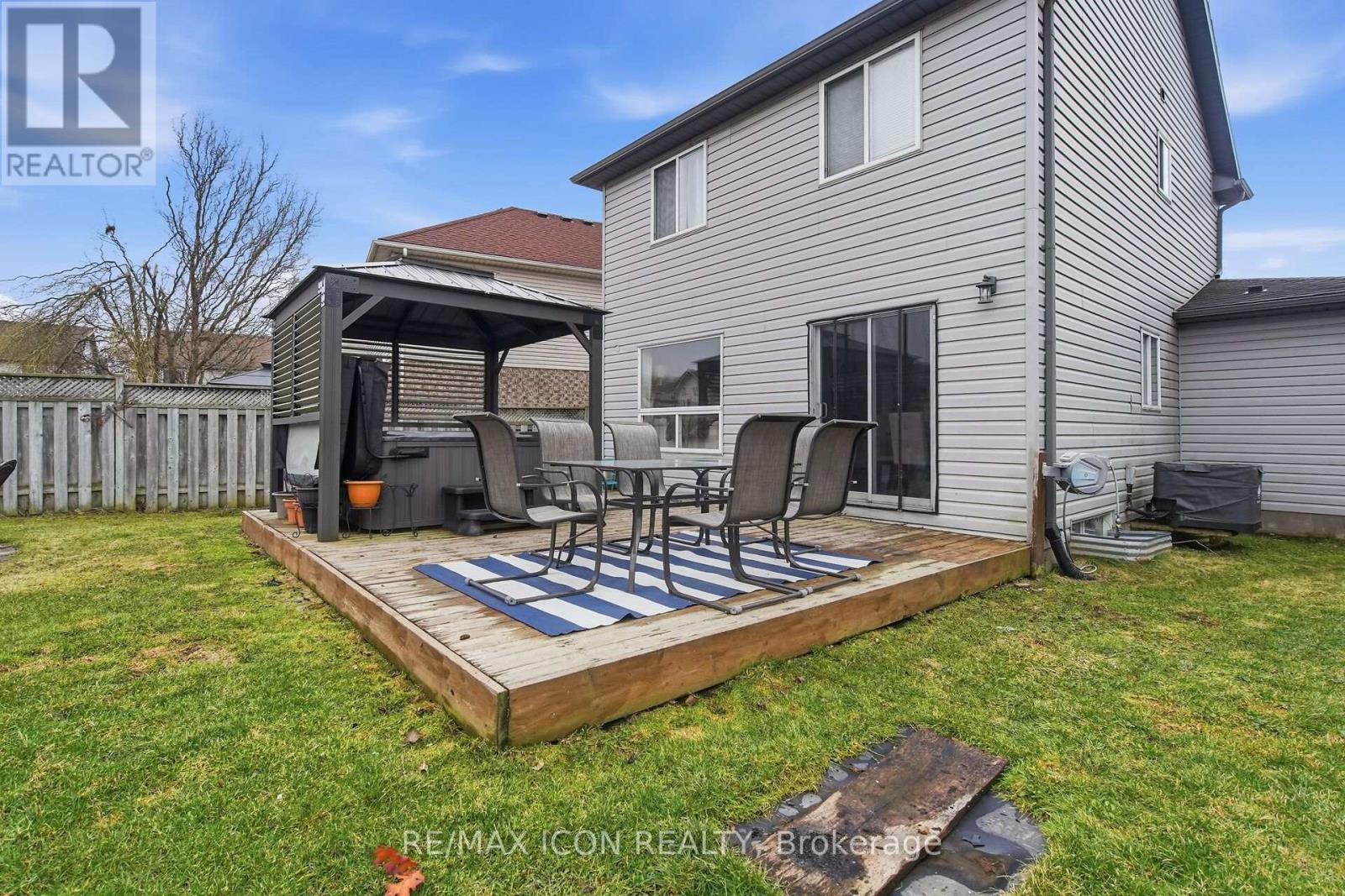 583 Fieldgate Circle, London East, Ontario  N5V 5G1 - Photo 39 - X12946126