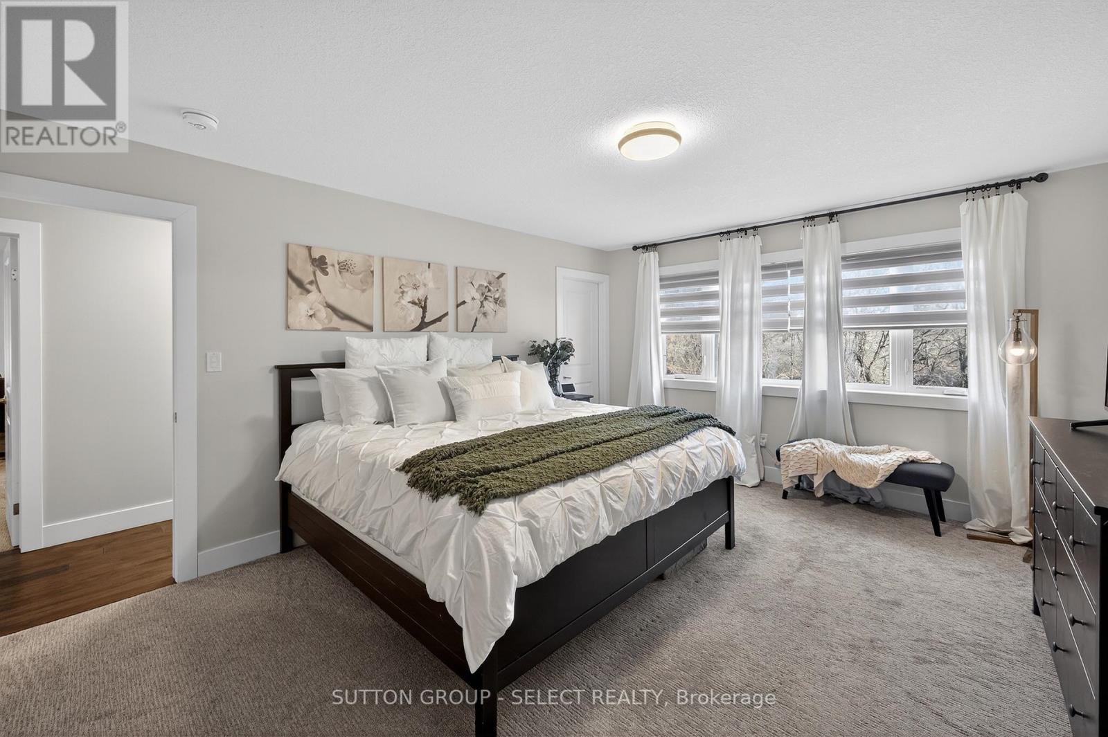 211 Union Avenue, Middlesex Centre, Ontario  N0L 1R0 - Photo 20 - X12946188