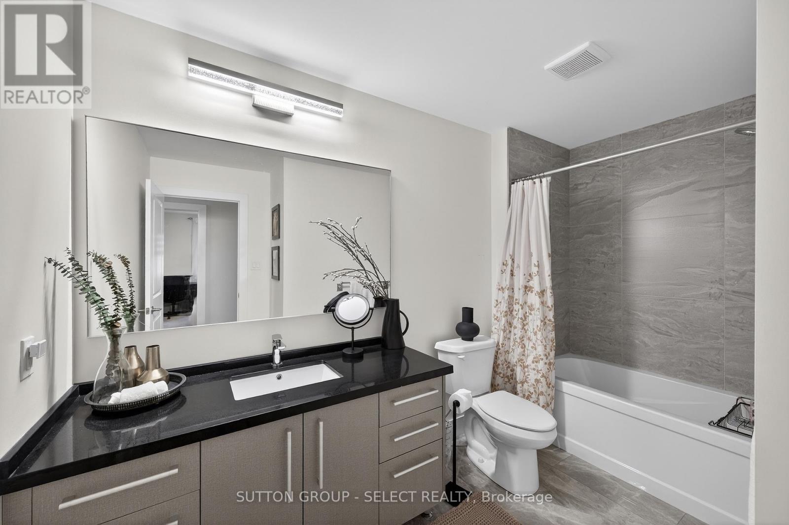 211 Union Avenue, Middlesex Centre, Ontario  N0L 1R0 - Photo 25 - X12946188