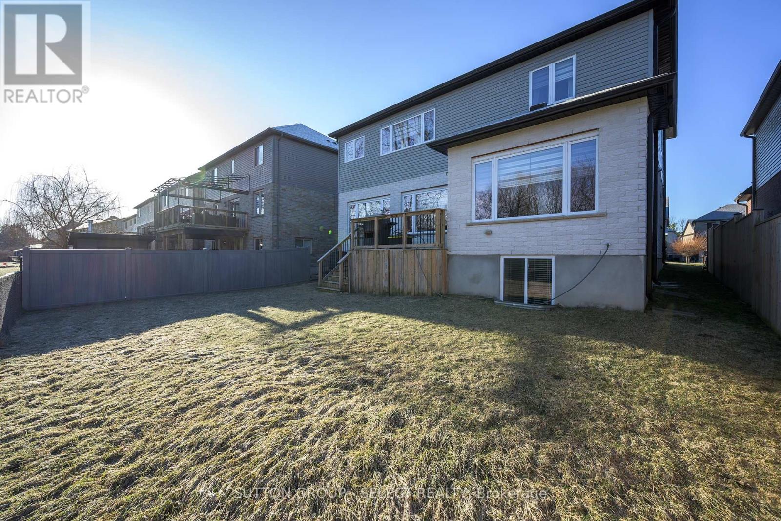 211 Union Avenue, Middlesex Centre, Ontario  N0L 1R0 - Photo 36 - X12946188