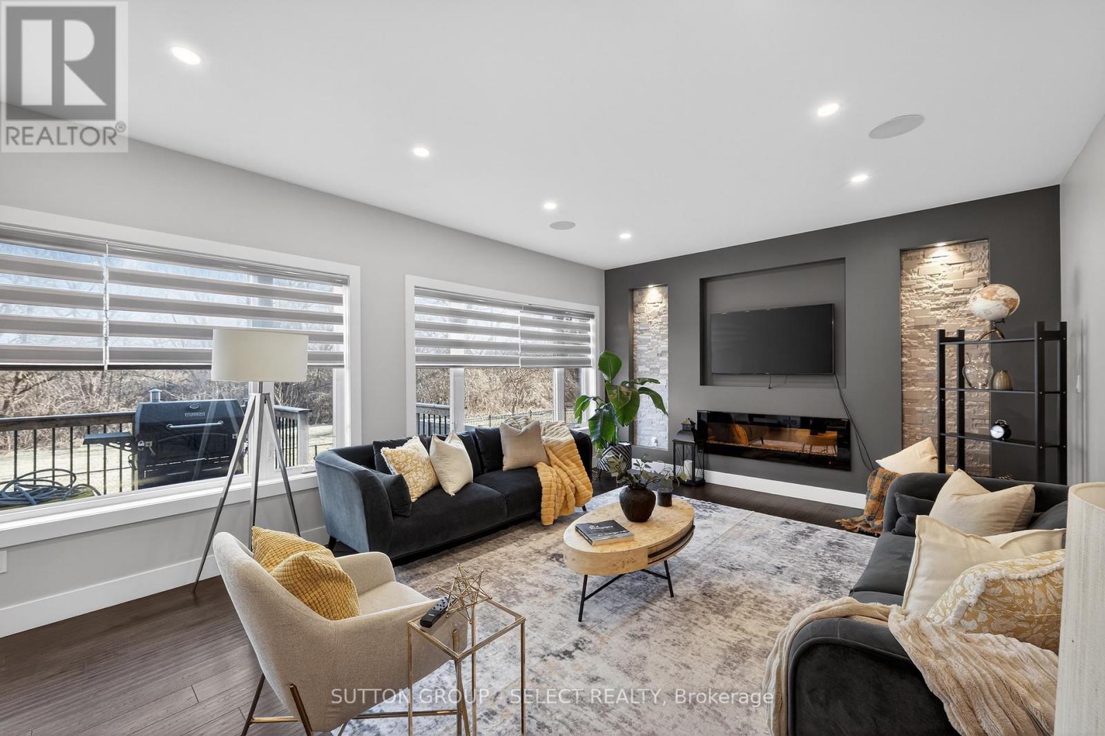 211 Union Avenue, Middlesex Centre, Ontario  N0L 1R0 - Photo 6 - X12946188