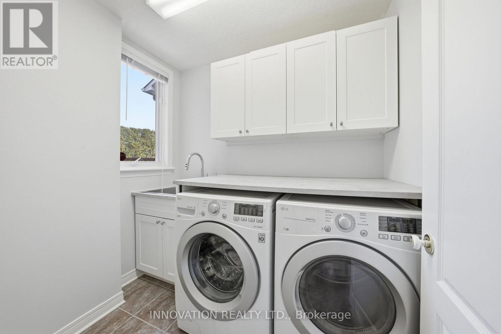 31 Greenhaven Crescent, Ottawa, Ontario  K2S 2A4 - Photo 15 - X12946076