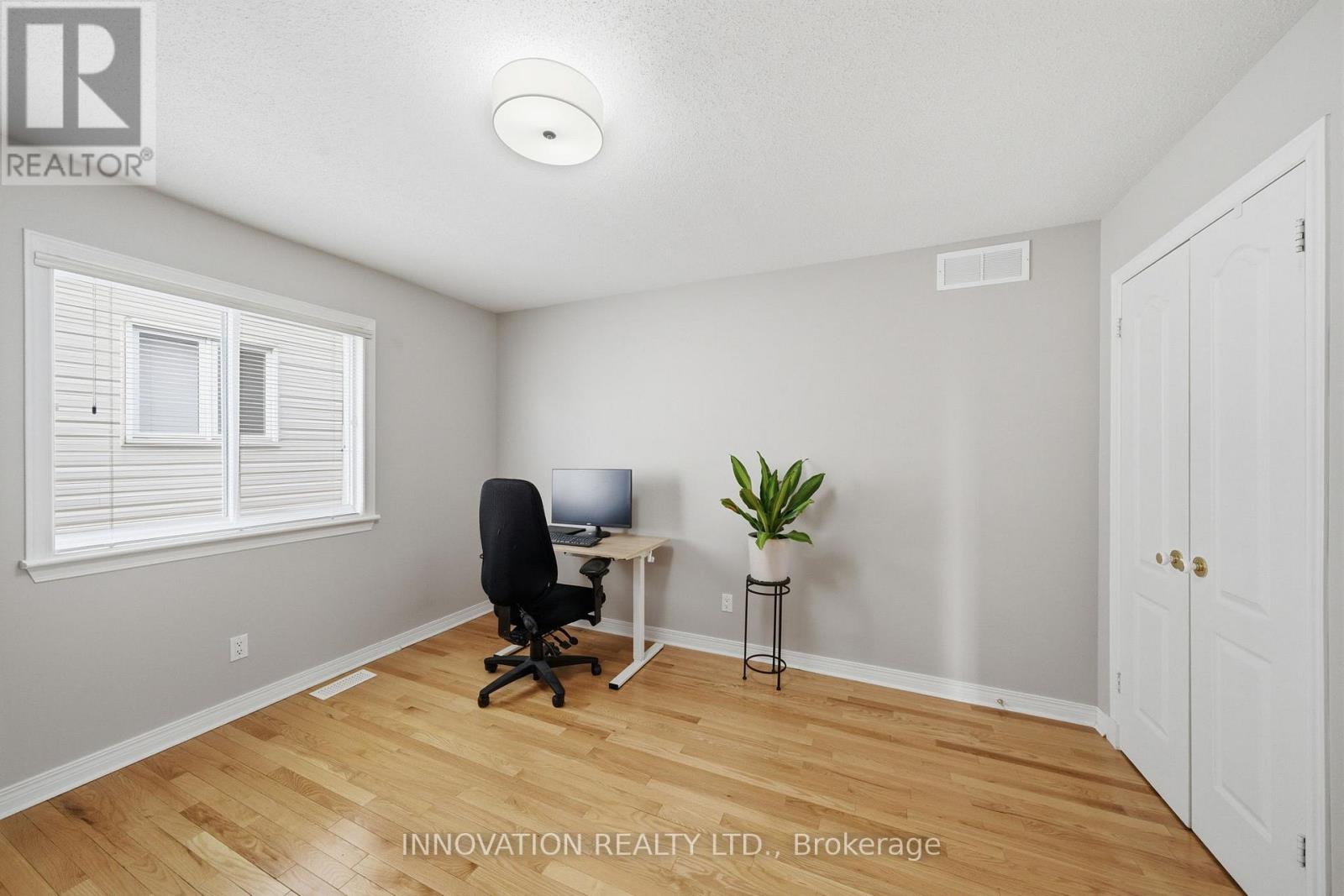 31 Greenhaven Crescent, Ottawa, Ontario  K2S 2A4 - Photo 28 - X12946076