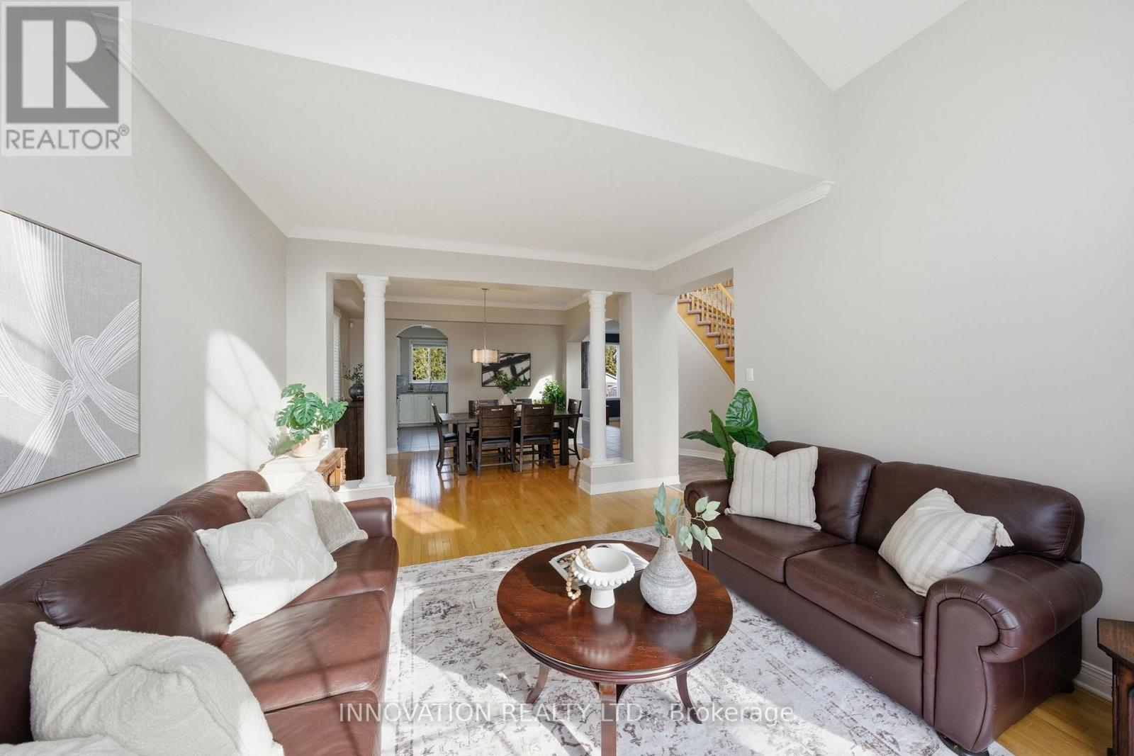 31 Greenhaven Crescent, Ottawa, Ontario  K2S 2A4 - Photo 6 - X12946076