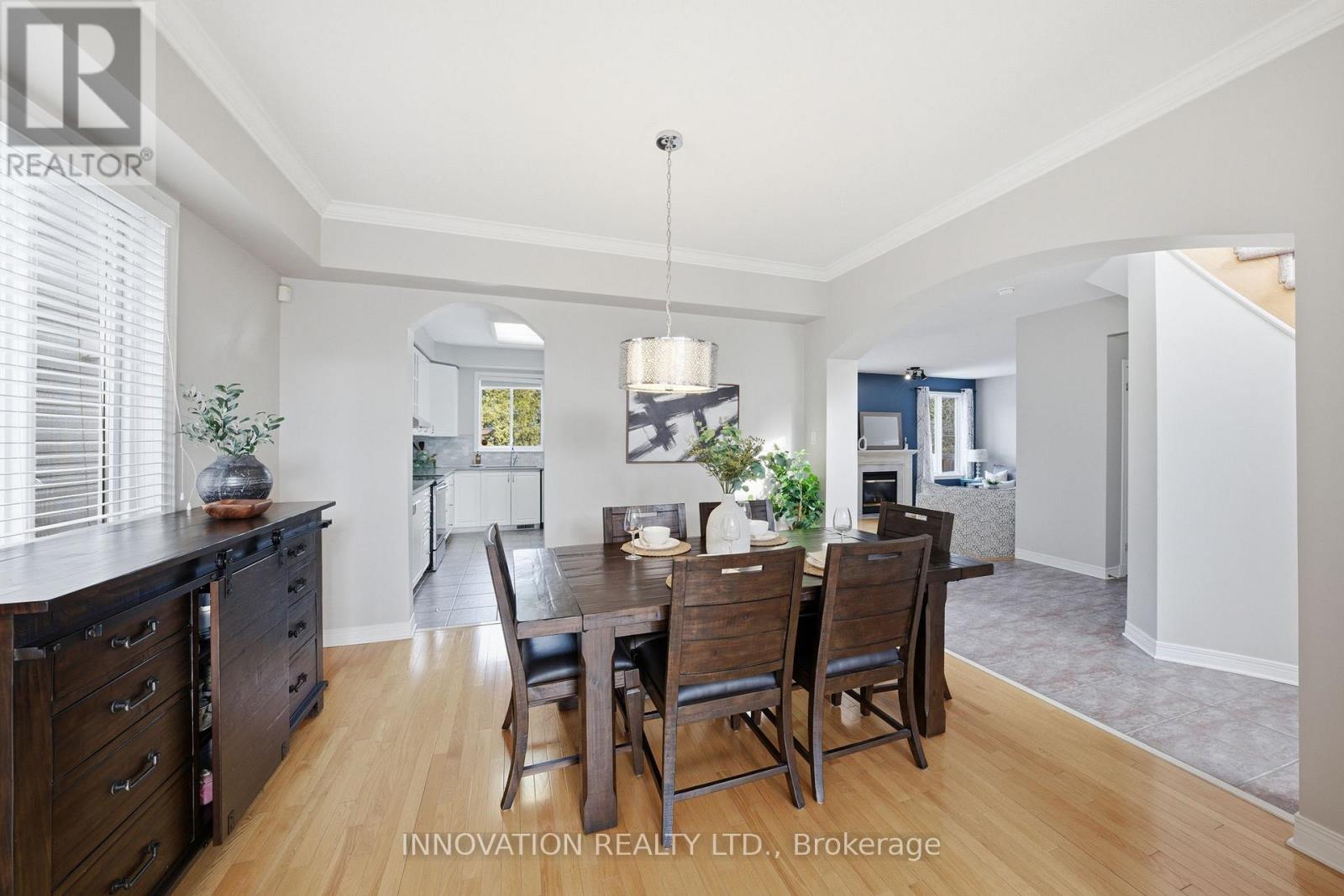 31 Greenhaven Crescent, Ottawa, Ontario  K2S 2A4 - Photo 7 - X12946076