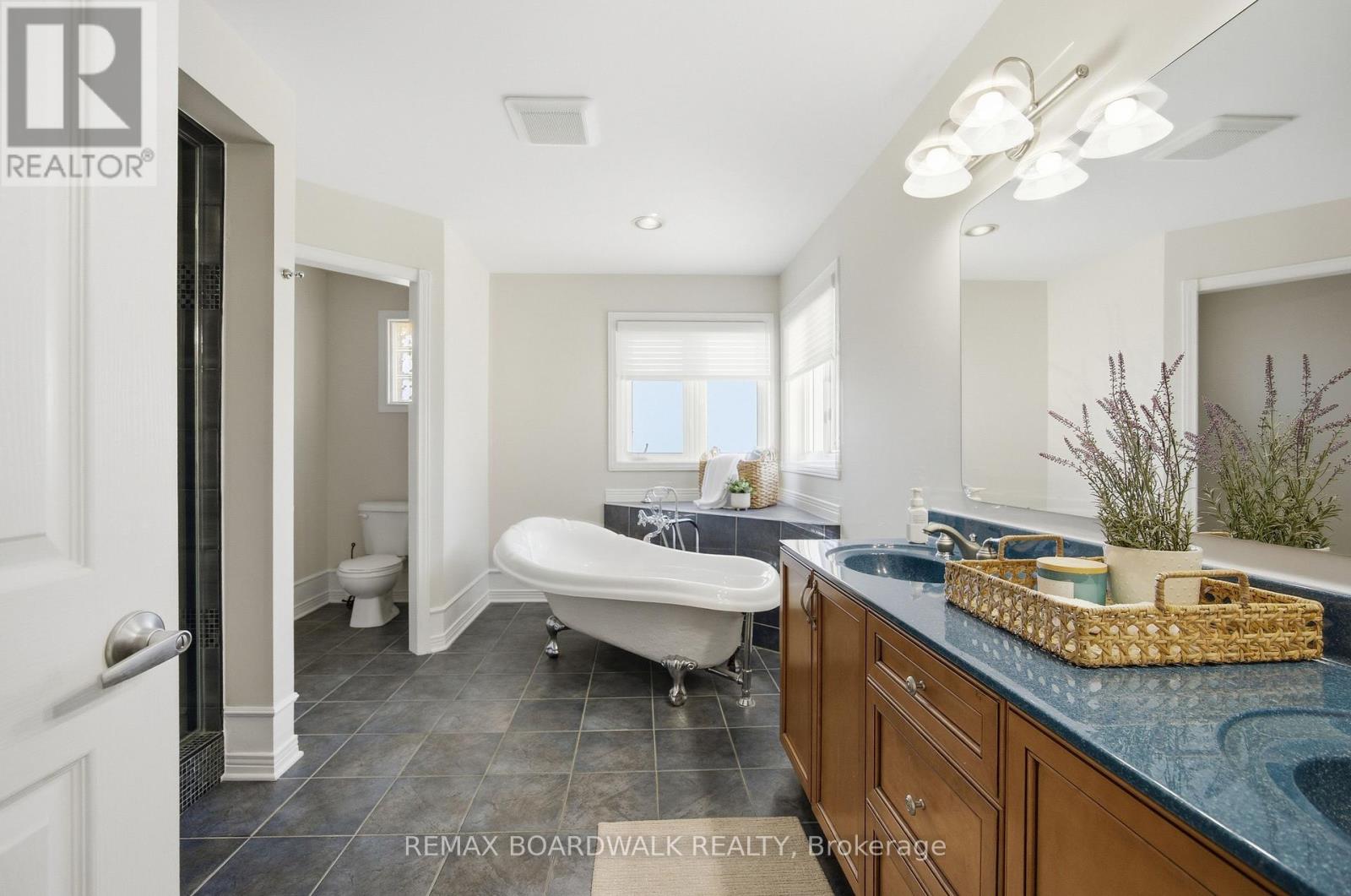 1031 Red Spruce Street, Ottawa, Ontario  K1V 1T5 - Photo 25 - X12946094