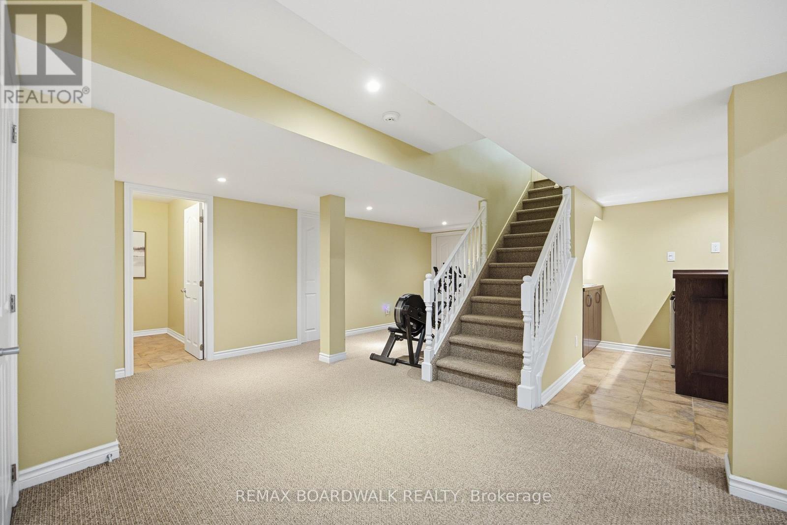 1031 Red Spruce Street, Ottawa, Ontario  K1V 1T5 - Photo 33 - X12946094