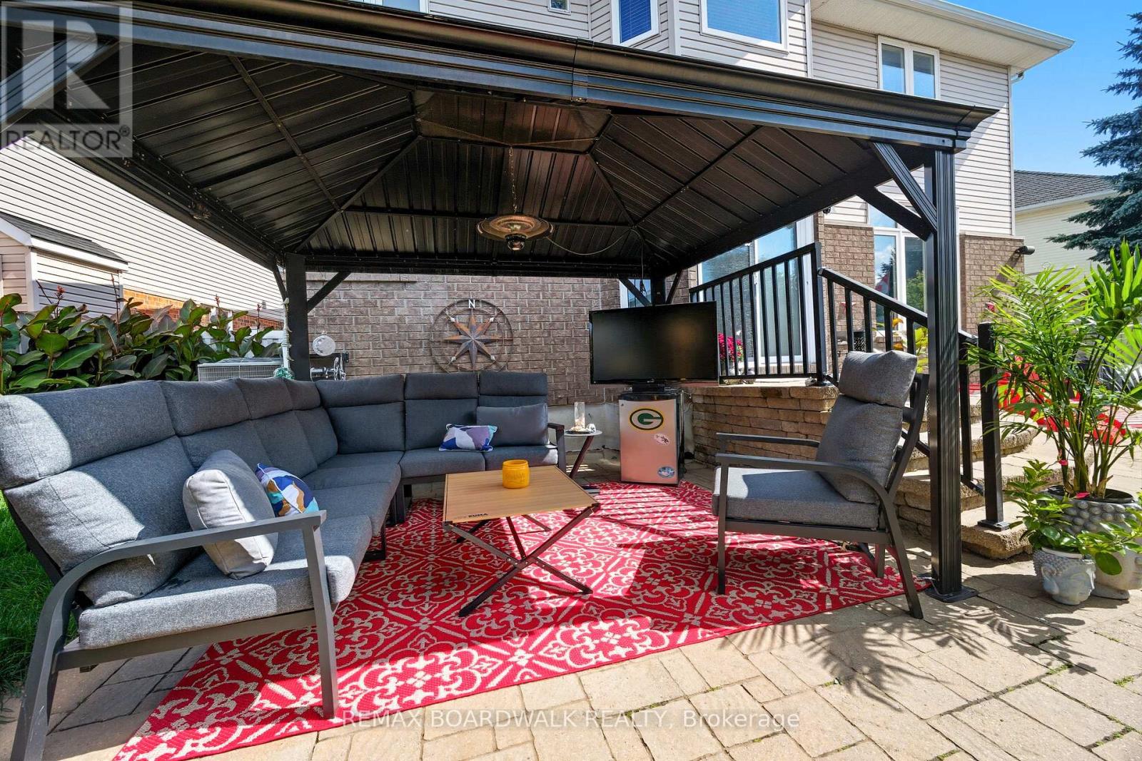 1031 Red Spruce Street, Ottawa, Ontario  K1V 1T5 - Photo 46 - X12946094